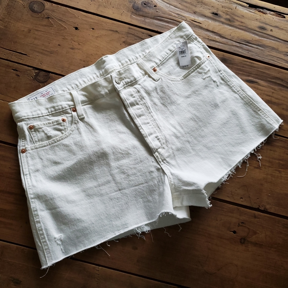 Gap Women's Cheeky High Rise Shorts NEW Size 16